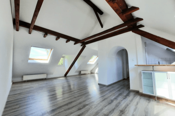 Pronájem bytu 3+1 83 m², Meerbusch Pronájem bytu 3+1 83 m², Meerbusch