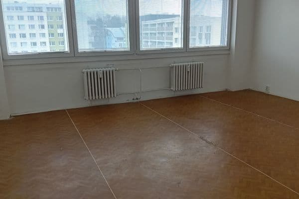 Pronájem nebytového prostoru 38 m², Roháčova, Praha Pronájem nebytového prostoru 38 m², Roháčova, Praha
