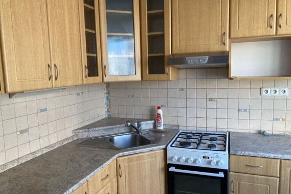 Pronájem bytu 3+1 78 m², Fryčovická, Praha Pronájem bytu 3+1 78 m², Fryčovická, Praha