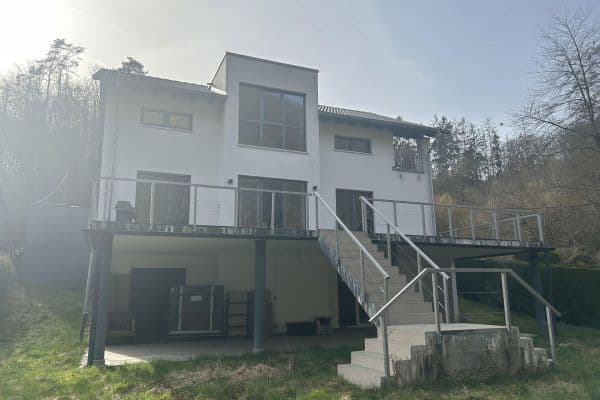 Pronájem domu 225 m², pozemek 1.012 m², Im Brochenbachtal 5, Dattenberg Pronájem domu 225 m², pozemek 1.012 m², Im Brochenbachtal 5, Dattenberg