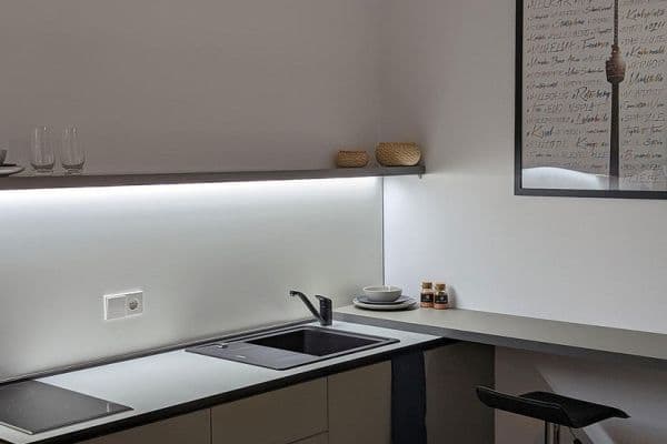 Pronájem bytu 1+1 21 m², Rotebühlstrasse 108, Stuttgart West, Bádensko-Württembersko Pronájem bytu 1+1 21 m², Rotebühlstrasse 108, Stuttgart West, Bádensko-Württembersko