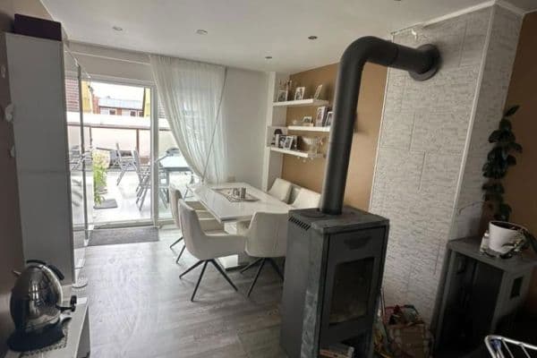 Pronájem bytu 5+1 151 m², Mannheim, Bádensko-Württembersko Pronájem bytu 5+1 151 m², Mannheim, Bádensko-Württembersko