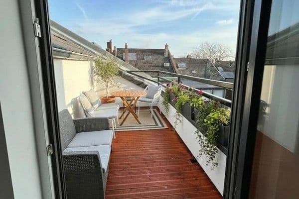 Pronájem bytu 3+1 80 m², Cecilienstraße 46, Mönchengladbach Pronájem bytu 3+1 80 m², Cecilienstraße 46, Mönchengladbach