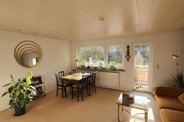 Pronájem bytu 2+1 56 m², Talstraße 28, Stuttgart Pronájem bytu 2+1 56 m², Talstraße 28, Stuttgart