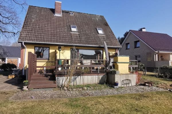 Prodej domu 116 m², pozemek 680 m², Alveslohe Prodej domu 116 m², pozemek 680 m², Alveslohe