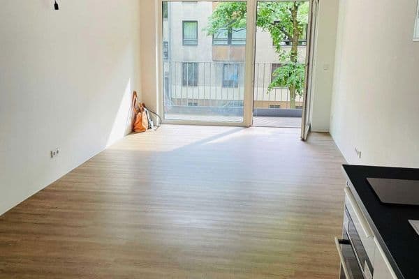 Pronájem bytu 1+1 28 m², Berlin, Berlín Pronájem bytu 1+1 28 m², Berlin, Berlín