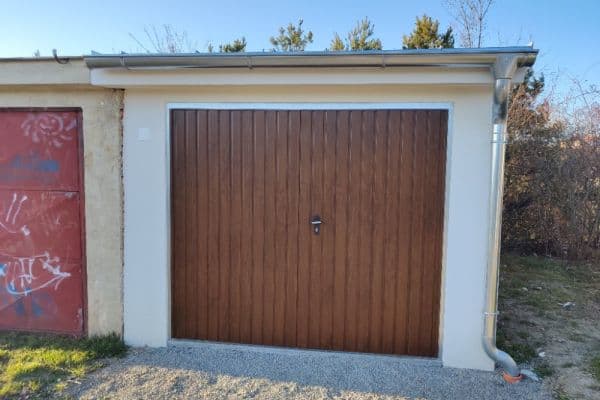 Prodej garáže 19 m², Dlouhá, Šlapanice, Jihomoravský kraj Prodej garáže 19 m², Dlouhá, Šlapanice, Jihomoravský kraj