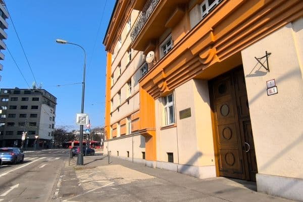 Prodej bytu 2+1 72 m², Legionárska, Nové Mesto Prodej bytu 2+1 72 m², Legionárska, Nové Mesto