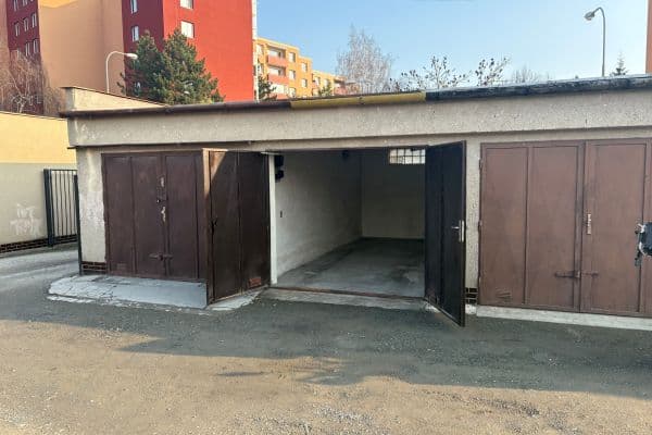 Prodej garáže 18 m², Kyjevská, Brno Prodej garáže 18 m², Kyjevská, Brno