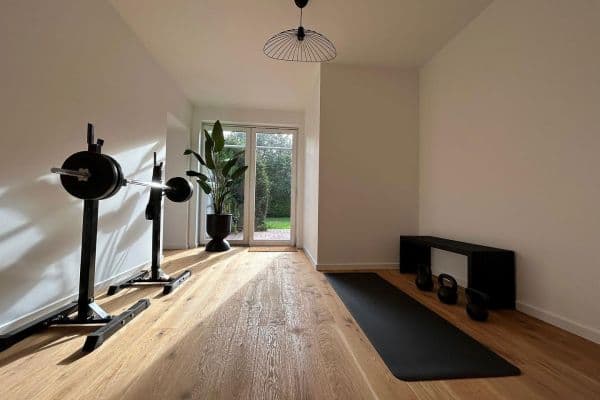 Prodej domu 250 m², pozemek 980 m², Dahlienstraße 9, Upgant-Schott Prodej domu 250 m², pozemek 980 m², Dahlienstraße 9, Upgant-Schott