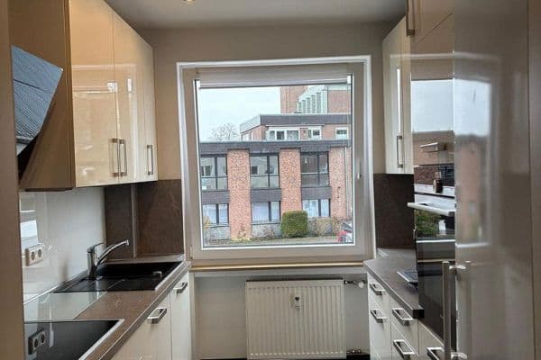 Prodej bytu 3+1 75 m², Kaarst Prodej bytu 3+1 75 m², Kaarst