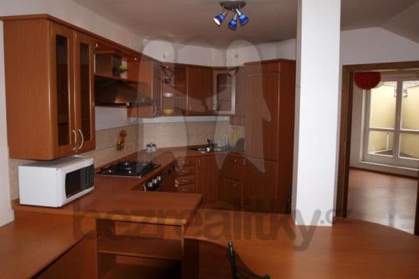 Pronájem bytu 2+kk 64 m², Sochařská, Praha Pronájem bytu 2+kk 64 m², Sochařská, Praha