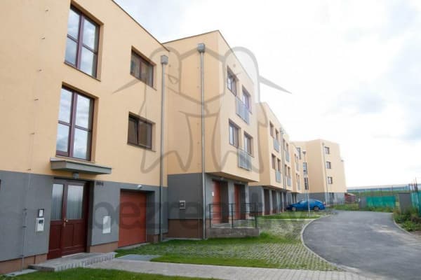 Pronájem bytu 1+kk 37 m², Hrnčířská, Jesenice, Středočeský kraj