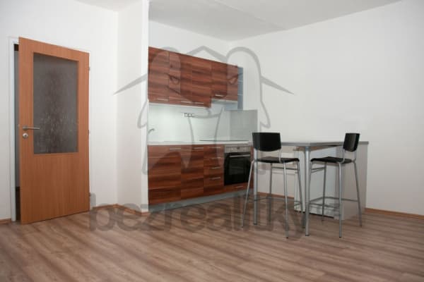 Pronájem bytu 1+kk 32 m², Popelákova, Pronájem bytu 1+kk 32 m², Popelákova,