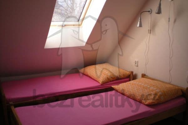 Pronájem bytu 2+kk 40 m², Roztylské sady, Praha Pronájem bytu 2+kk 40 m², Roztylské sady, Praha